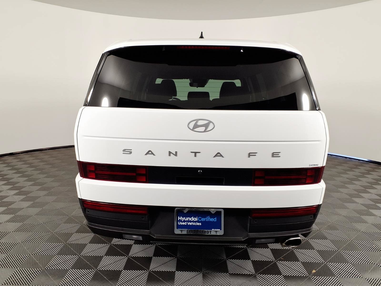 Certified 2025 Hyundai Santa Fe SE AWD/4WD image 5