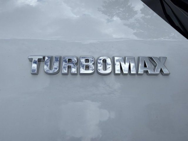 Used 2025 Chevrolet Silverado 1500 Custom w/ Turbomax Blackout Package AWD/4WD image 7
