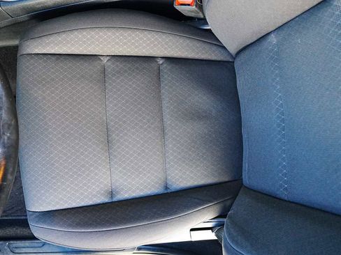 Used 2020 Jeep Grand Cherokee Laredo w/ Security & Convenience Group image 9