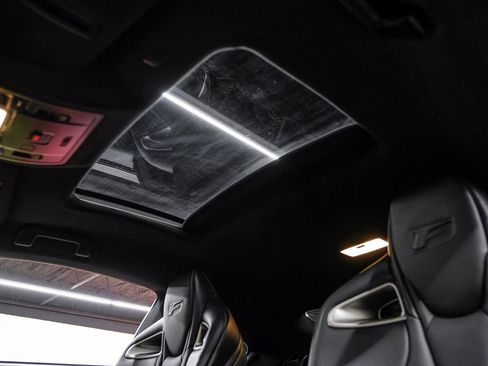 Used 2019 Lexus RC F image 5