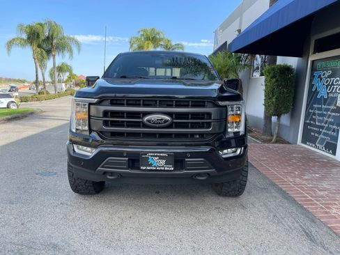 Used 2023 Ford F150 Lariat AWD/4WD image 2