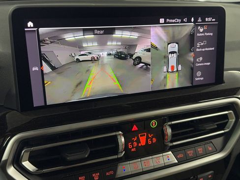 Used 2024 BMW X3 xDrive30i w/ Premium Package image 24