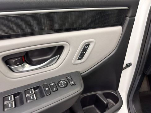 Used 2025 Honda Pilot Elite image 12