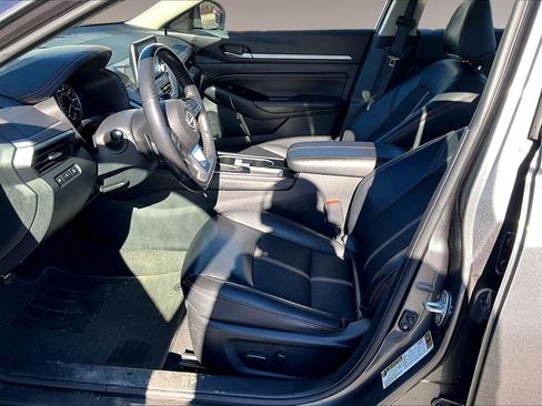 Used 2023 Nissan Altima 2.5 SR image 21
