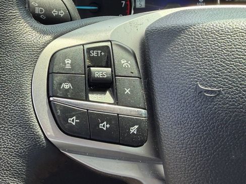 Used 2024 Ford Explorer XLT w/ Equipment Group 202A AWD/4WD image 11