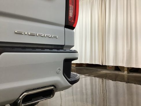 New 2026 GMC Sierra 1500 Denali w/ Denali Reserve Package image 14