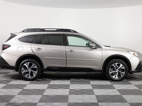 Used 2020 Subaru Outback Limited AWD/4WD image 9