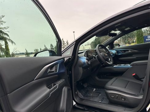 New 2026 Chevrolet Equinox EV LT image 20