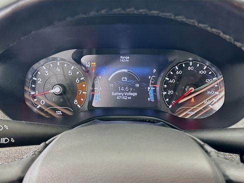 Used 2022 Jeep Compass Latitude image 12