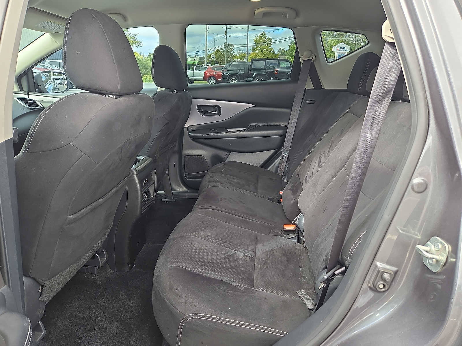 Used 2019 Nissan Murano S AWD/4WD image 10