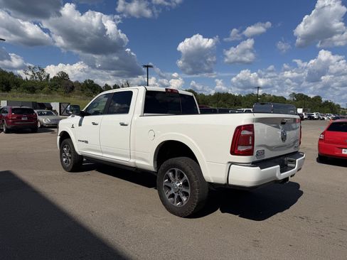 Used 2022 RAM 2500 Limited AWD/4WD image 4