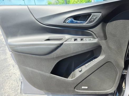Used 2018 Chevrolet Equinox Premier AWD/4WD image 34