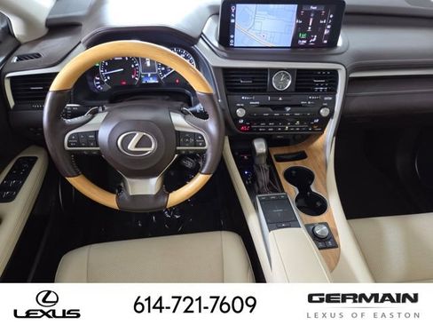 Used 2020 Lexus RX 350L Premium w/ Premium Package AWD/4WD image 18