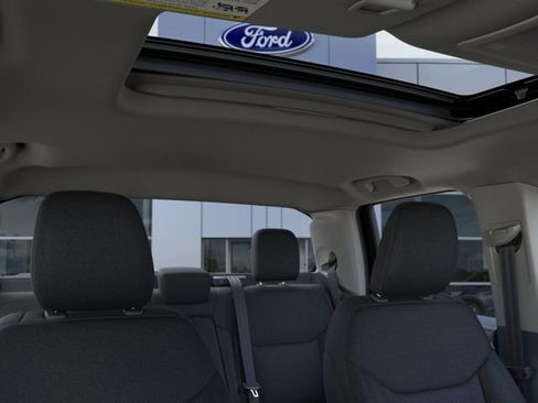 New 2025 Ford Maverick XLT AWD/4WD image 12