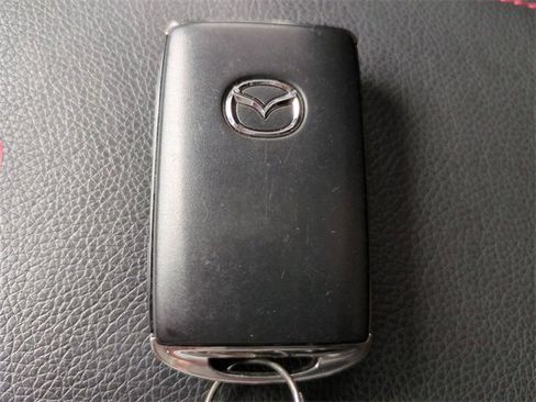 Used 2023 MAZDA CX-5 Carbon Edition image 25