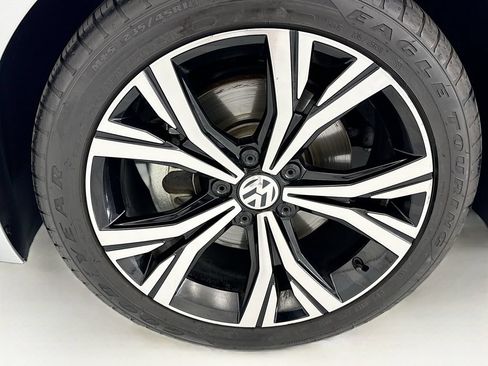 Used 2020 Volkswagen Passat 2.0T SEL FWD image 29