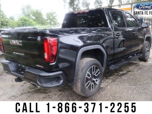 Used 2020 GMC Sierra 1500 AT4 w/ AT4 Premium Package AWD/4WD image 3
