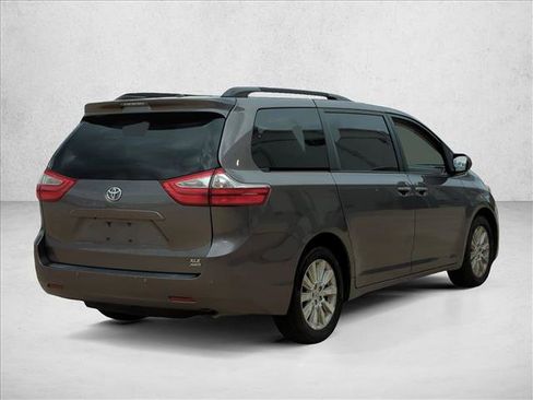 Used 2015 Toyota Sienna XLE w/ XLE Navigation Package AWD/4WD image 5