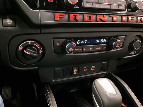 New 2025 Nissan Frontier PRO-4X image 26