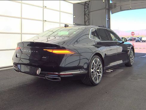 Used 2026 Genesis G90 3.5T AWD/4WD image 2