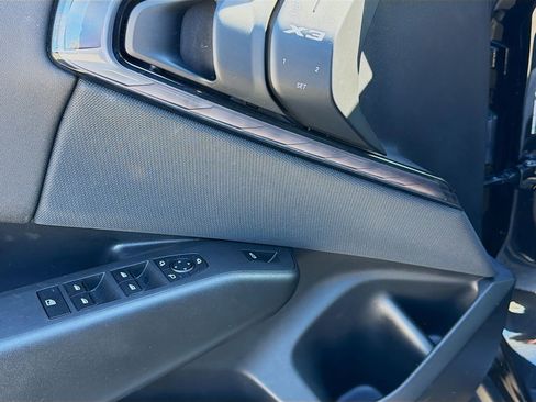 Used 2025 BMW X3 xDrive30i w/ Convenience Package image 25