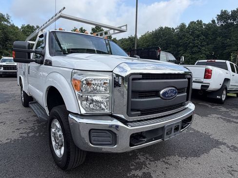 Used 2016 Ford F250 XL w/ XL Appearance Package AWD/4WD image 13