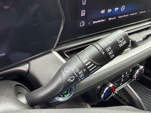 Used 2025 Chevrolet TrailBlazer LS w/ LS Convenience Package image 32