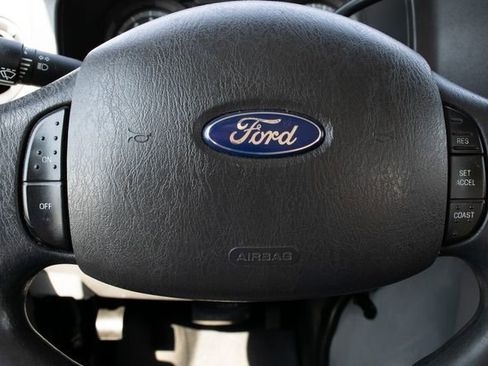 Used 2011 Ford E-250 and Econoline 250 w/ PWR Group image 17