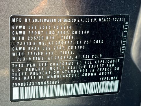 Used 2022 Volkswagen Tiguan SE R-Line AWD/4WD image 33