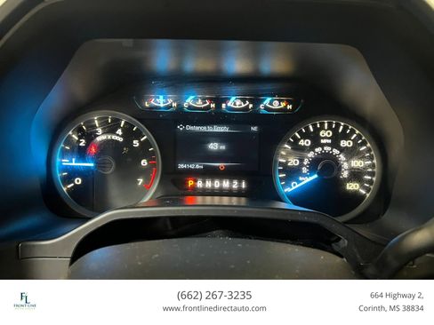 Used 2015 Ford F150 XLT w/ Equipment Group 302A Luxury AWD/4WD image 21