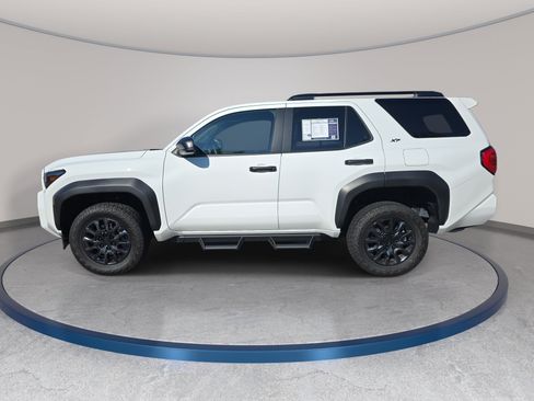 Used 2025 Toyota 4Runner SR5 RWD image 8