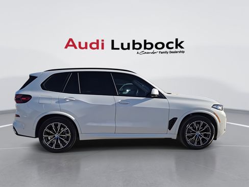 Used 2026 BMW X5 sDrive40i image 9