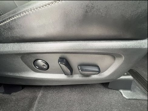 Used 2025 INFINITI QX60 Luxe FWD image 37