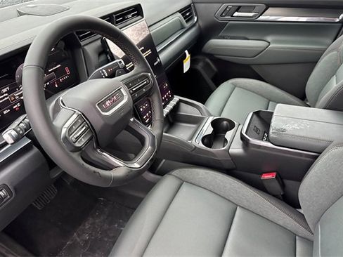 New 2026 GMC Terrain AT4 w/ Convenience Package III image 10