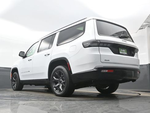New 2026 Jeep Grand Wagoneer Limited image 14