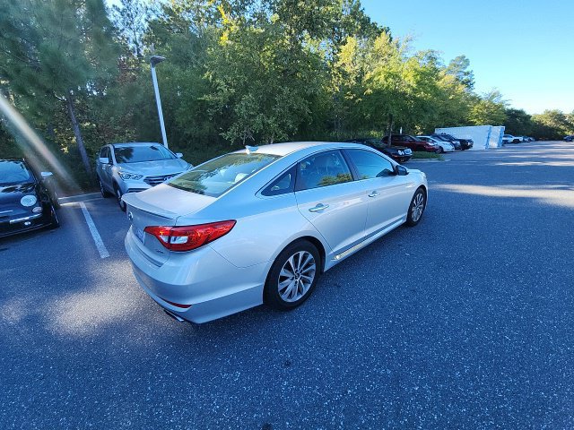 Used 2016 Hyundai Sonata Sport w/ Option Group 1V FWD image 15