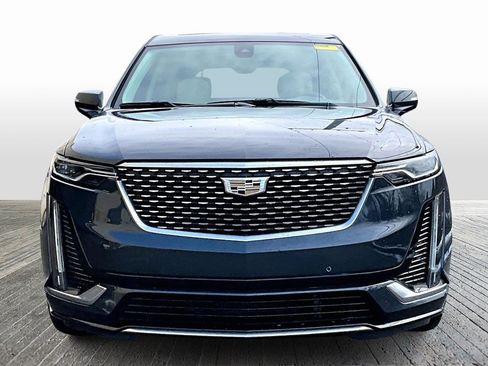 Used 2021 Cadillac XT6 Premium Luxury image 2