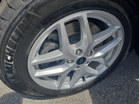 Used 2024 Ford Edge SEL image 31
