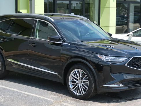 Used 2024 Acura MDX w/ Advance Package AWD/4WD image 5