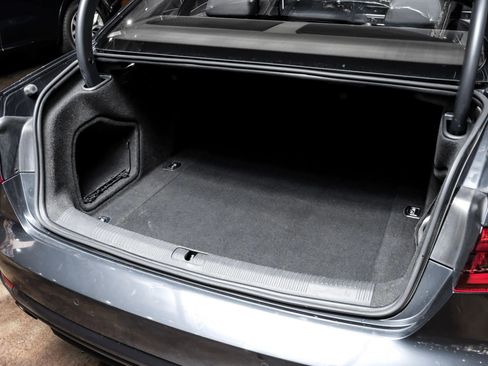 Used 2017 Audi A4 2.0T Premium image 59