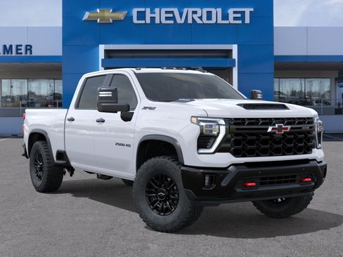 New 2026 Chevrolet Silverado 2500 ZR2 w/ LPO, Dark Essentials Package AWD/4WD image 32