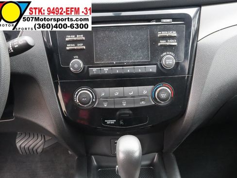 Used 2016 Nissan Rogue S w/ Appearance Package AWD/4WD image 20
