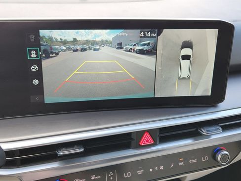 Certified 2025 Kia Sorento SX Prestige AWD/4WD image 17