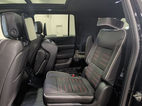 Used 2026 GMC Yukon XL AT4 Ultimate w/ LPO, Floor Liner Package AWD/4WD image 9