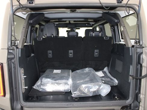 Used 2025 Ford Bronco Badlands AWD/4WD image 17