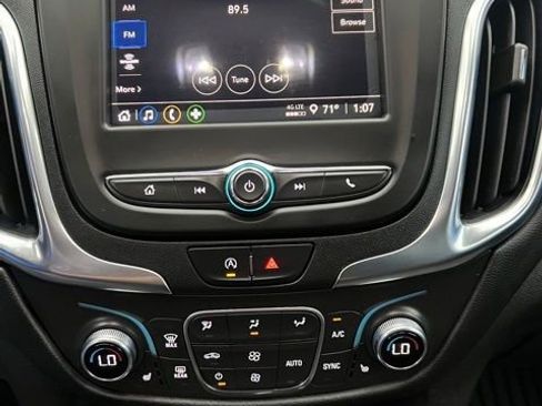 Used 2024 Chevrolet Equinox LT FWD image 14