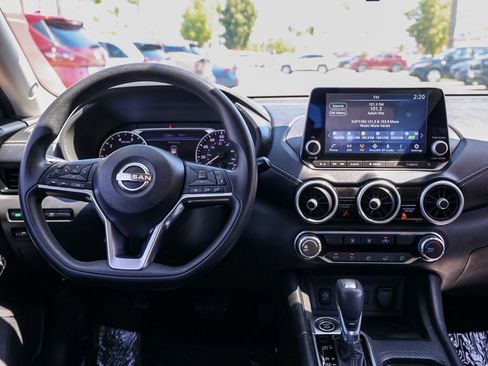 Used 2024 Nissan Sentra SV FWD image 20