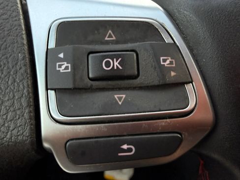 Used 2012 Volkswagen GTI 2-Door FWD image 28