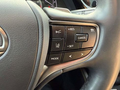 Used 2023 Lexus ES 350 Premium image 22