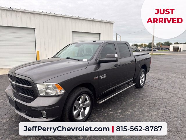 Used 2017 RAM 1500 Express AWD/4WD image 1